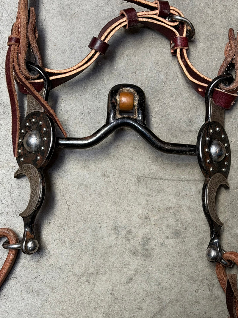 Load image into Gallery viewer, Used One Ear Headstall, Balding Short Santa Barbara Verona w/ Roller Bit, Split Reins
