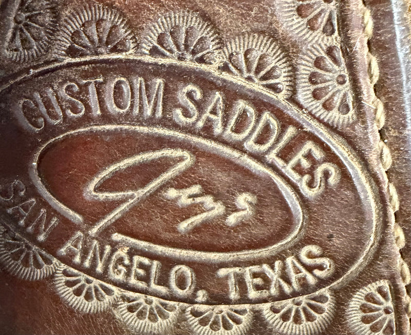 Load image into Gallery viewer, Used Jey's Custom Team Sorter Saddle 15.5"

