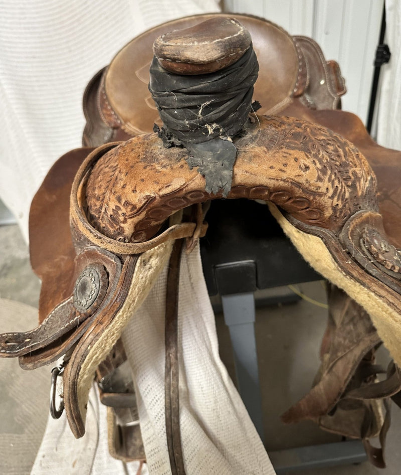 Load image into Gallery viewer, Used No Name 2003 Trophy Team Roper Saddle 15"
