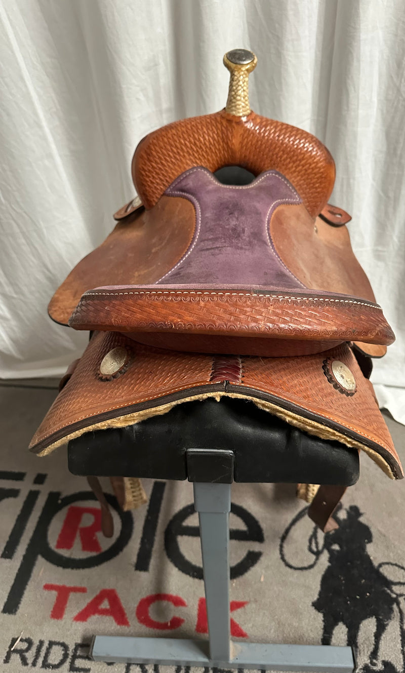 Load image into Gallery viewer, Used Crates Barrel Saddle 14.5"
