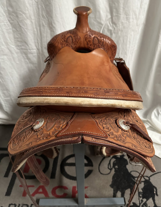 Used Courts Floral Ranch Saddle 16"