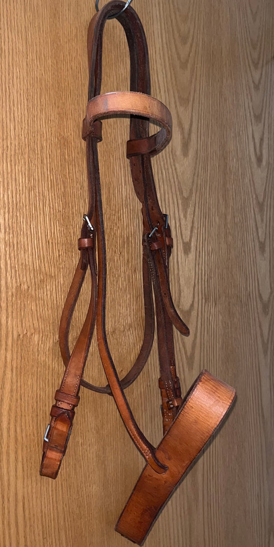 Used Quick Change Buckle Browband Headstall & Noseband Cavesson Set