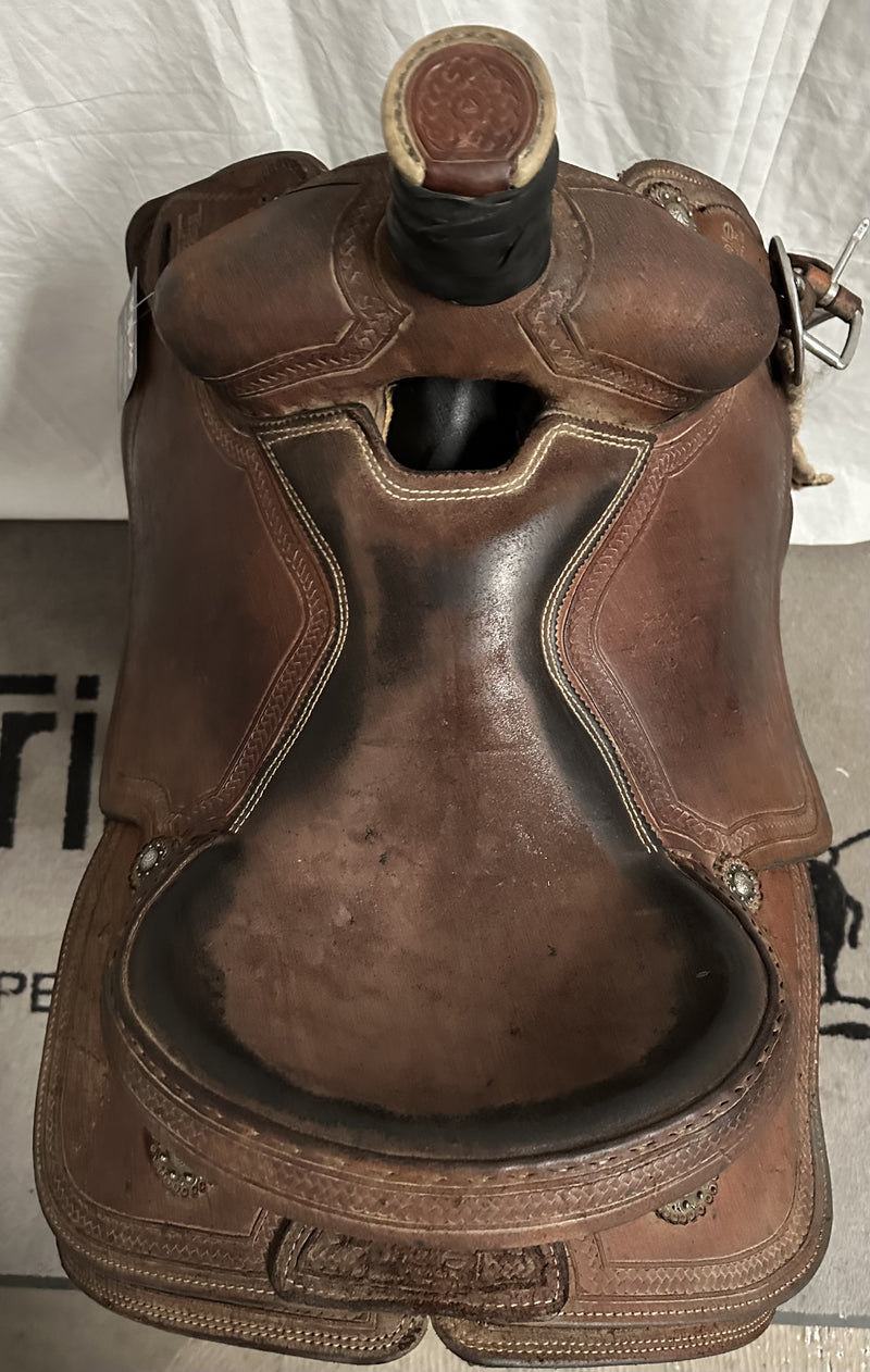 Load image into Gallery viewer, Used Triple R Team Roper Saddle 15"

