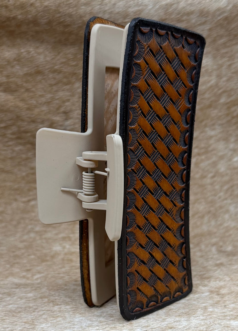 Load image into Gallery viewer, Large Tooled Leather Claw Hair Clip - Basketweave &amp; Border
