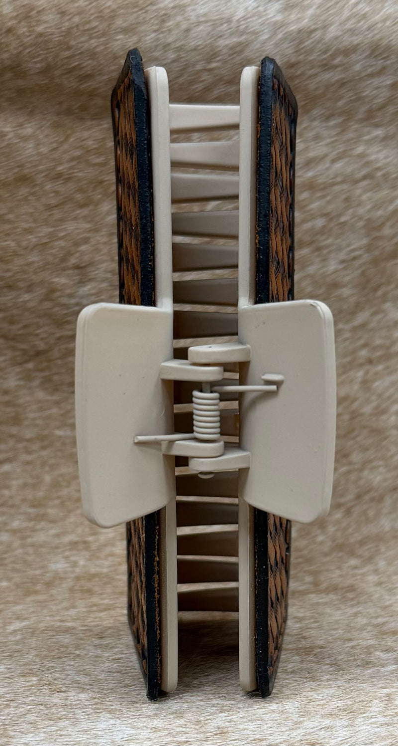 Load image into Gallery viewer, Large Tooled Leather Claw Hair Clip - Basketweave &amp; Border
