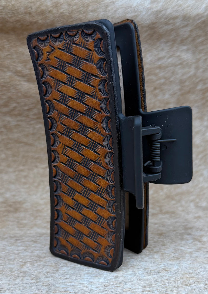 Load image into Gallery viewer, Large Tooled Leather Claw Hair Clip - Basketweave &amp; Border
