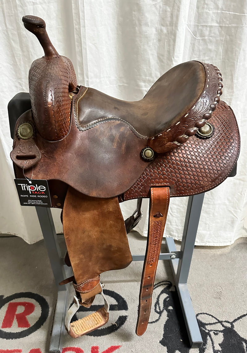 Load image into Gallery viewer, Used Jim Stoney Barrel Saddle 12.5"
