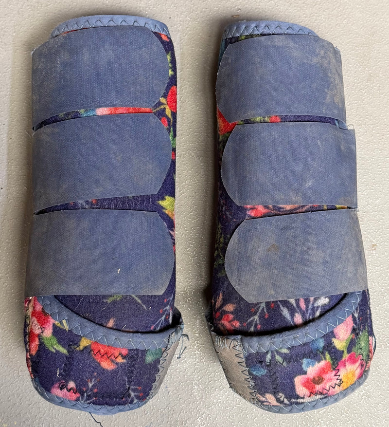 Load image into Gallery viewer, Used Weaver Prodigy Protective Boot - Medium Front - Navy/Floral
