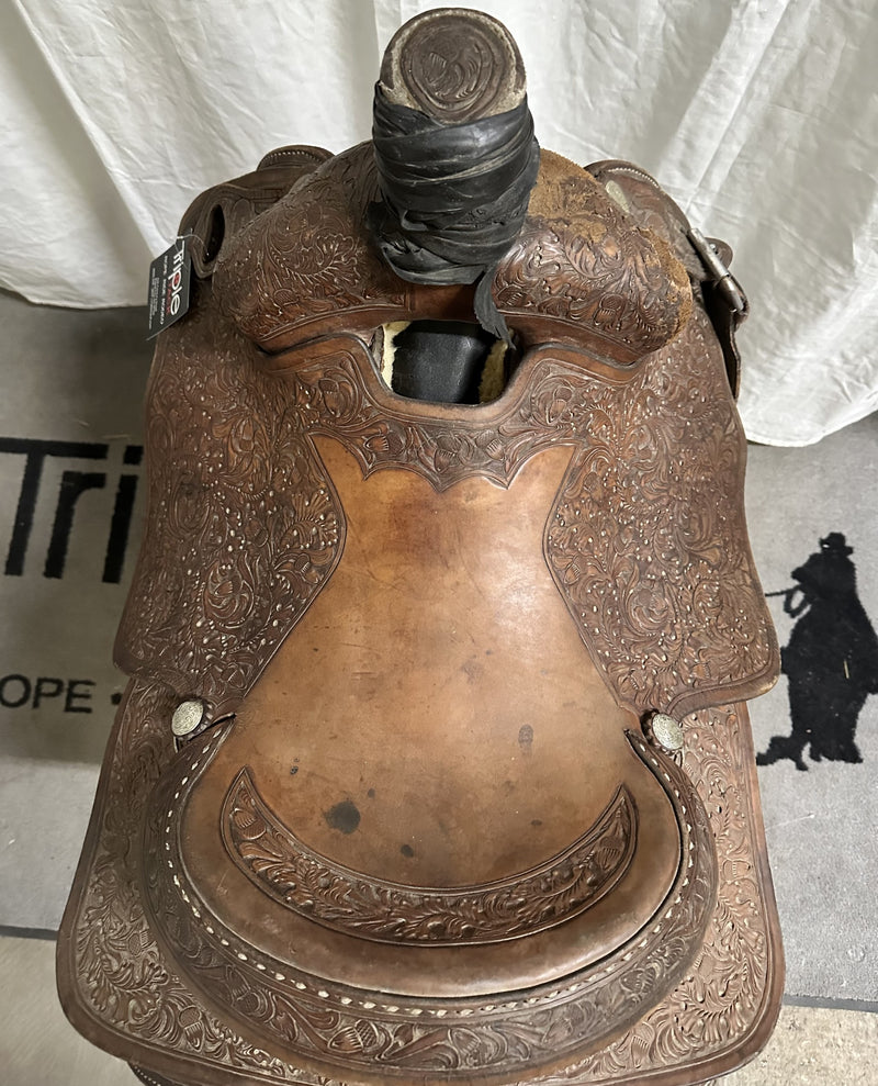 Load image into Gallery viewer, Used Tener's Team Roper Saddle 15"
