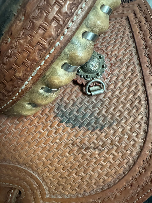 Used Courts Sharon Camarillo All Around Saddle 14"