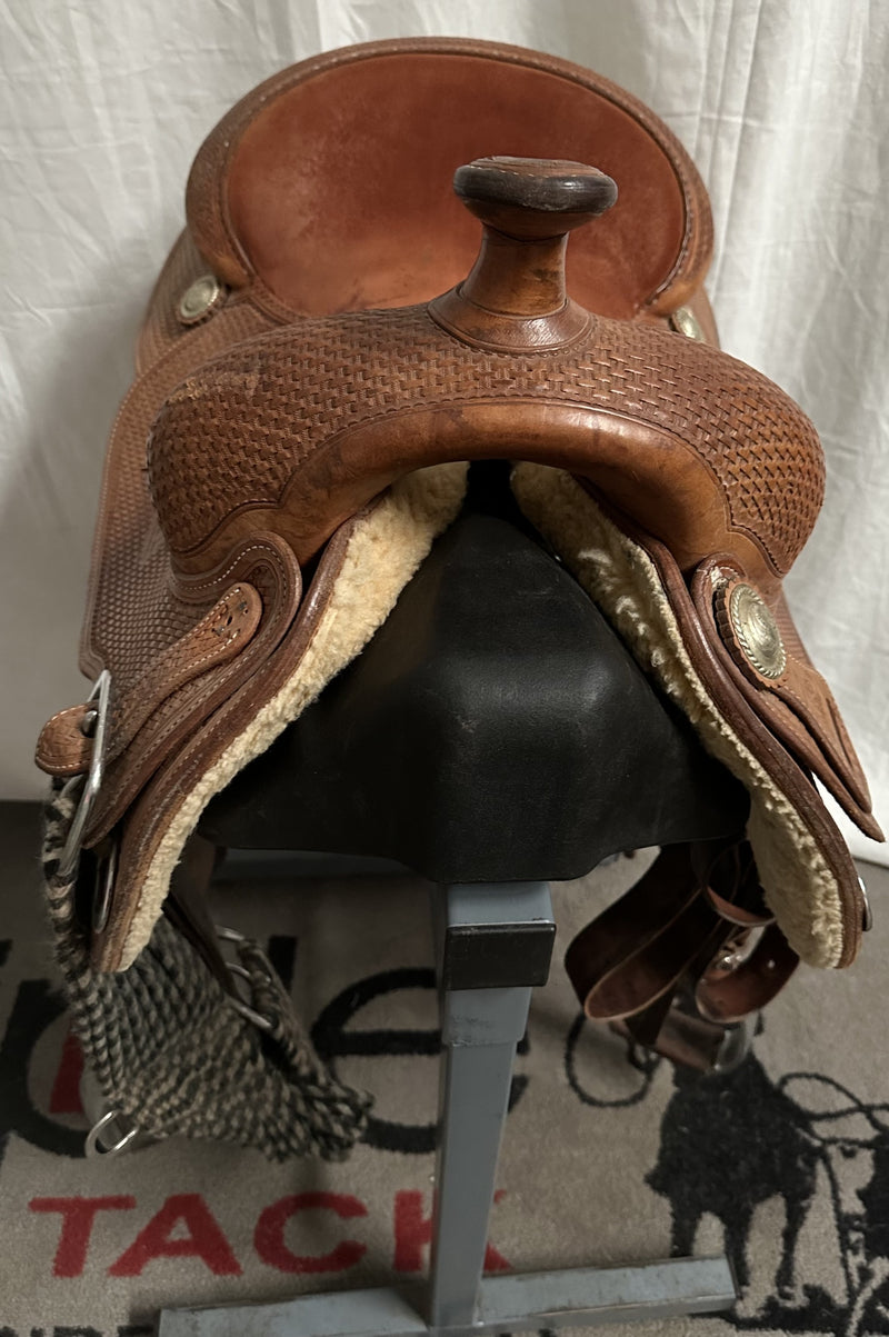 Load image into Gallery viewer, Used Bob's Custom NRHA Futurity Reining Trophy Saddle 16"

