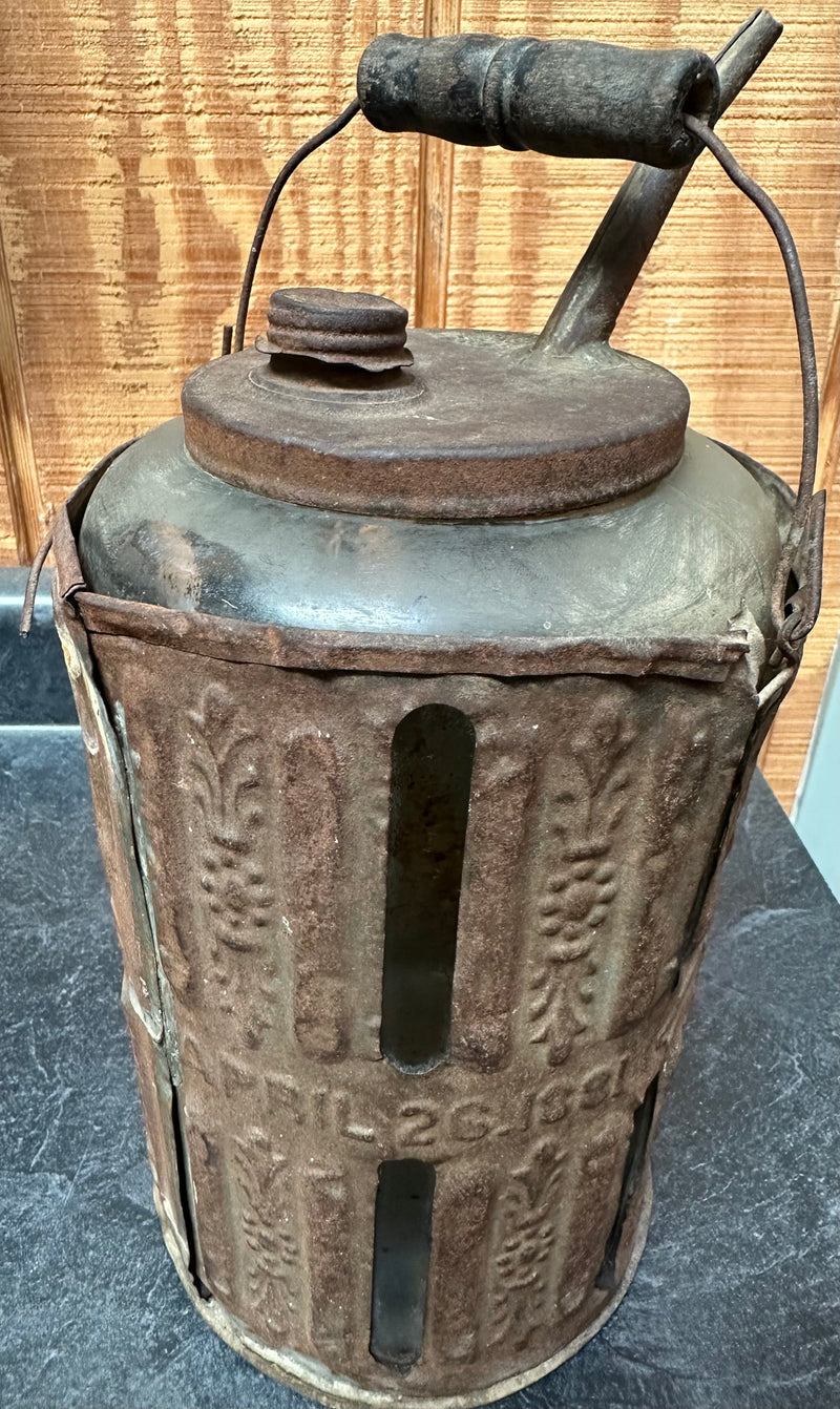 Load image into Gallery viewer, Vintage Daisy Oil Lamp Fill Canteen Jar - April 26, 1881
