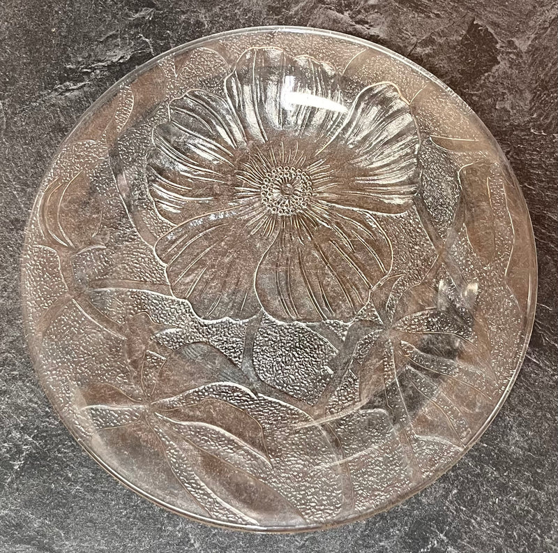 Load image into Gallery viewer, Vintage KIG Hibiscus Dinner Plate
