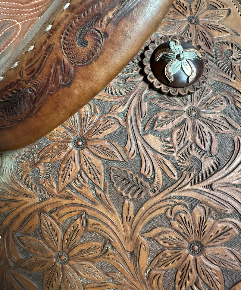 Load image into Gallery viewer, Used Martin Saddlery Team Roper Saddle - 14.5”
