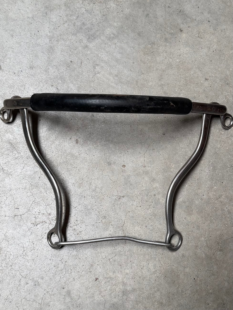 Load image into Gallery viewer, Used Rubber Nose Mechanical Hackamore
