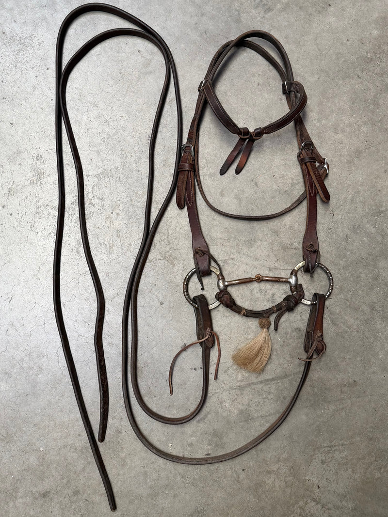 Load image into Gallery viewer, Used Bridle Set - Herschberger Futurity Browband, Silver Overlay &amp; Dots Eggbutt Smooth Snaffle Bit, Split Reins
