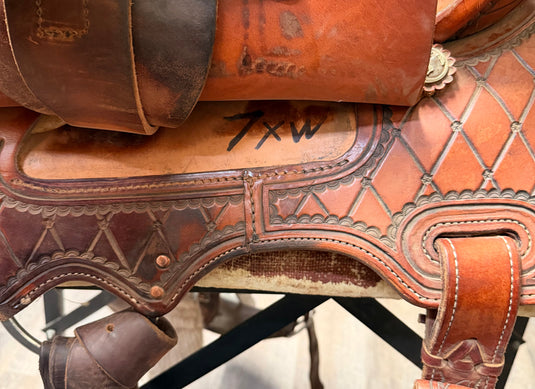 Used Robbie Phillips Barrel Saddle 15"