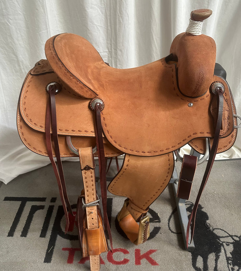 Load image into Gallery viewer, Triple R Modified Association Rancher Saddle 16"
