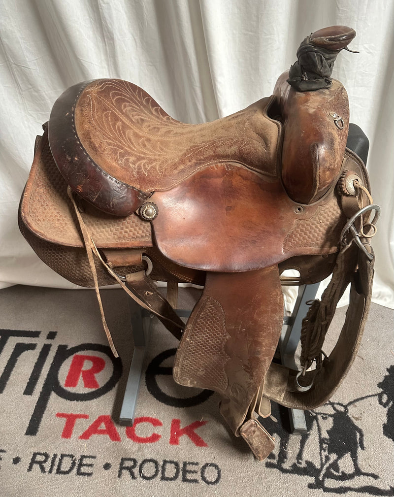 Load image into Gallery viewer, Used Circle Y Team Roper Saddle 15"
