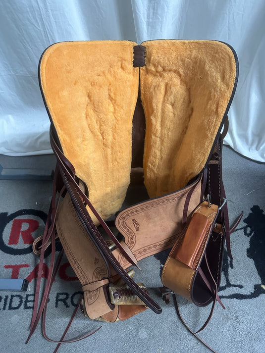 Triple R Modified Association Rancher Saddle 15"
