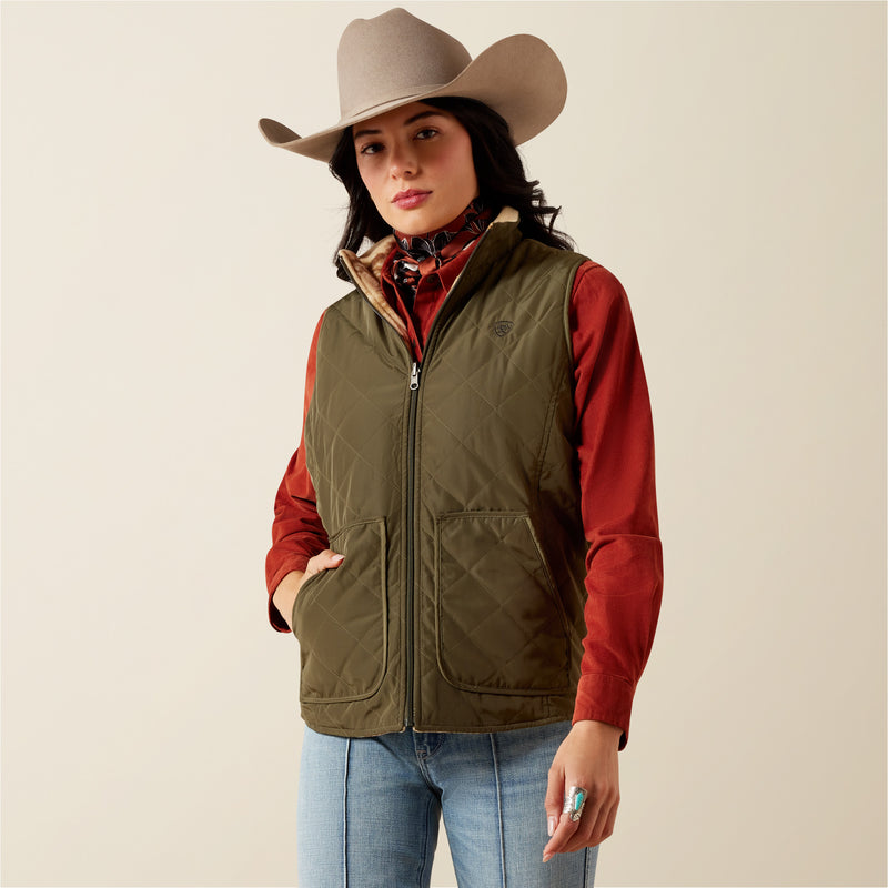 Load image into Gallery viewer, Ariat Womens Dilon 2.0 Insulated Reversible Vest - Ivy Green/Wild Horses Print
