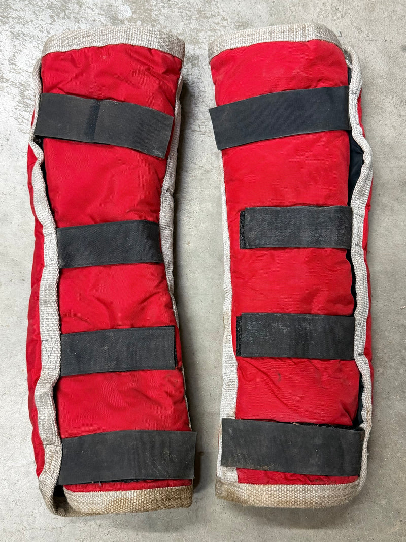 Load image into Gallery viewer, Used Shipping Boots - Red

