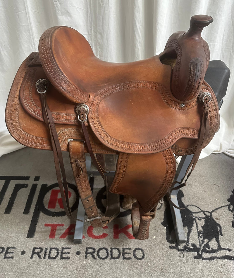 Load image into Gallery viewer, Used Randy Aldrich Western Saddle &amp; Breast Collar - 15"
