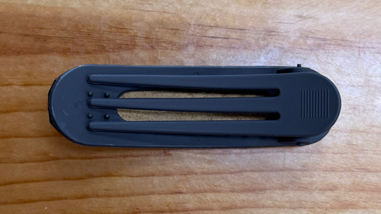 Narrow Flat Leather Claw Hair Clip - Narrow - Ostrich