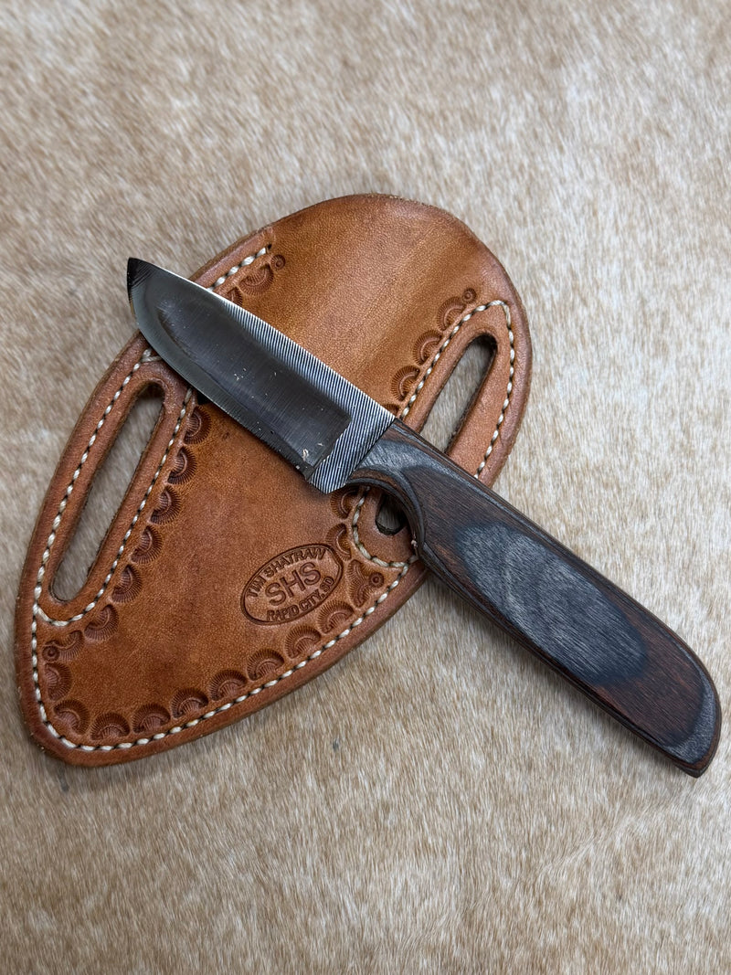 Load image into Gallery viewer, Sacred Heart Gray/Brown Wooden Handle Knife &amp; Border Sheath - Right Draw
