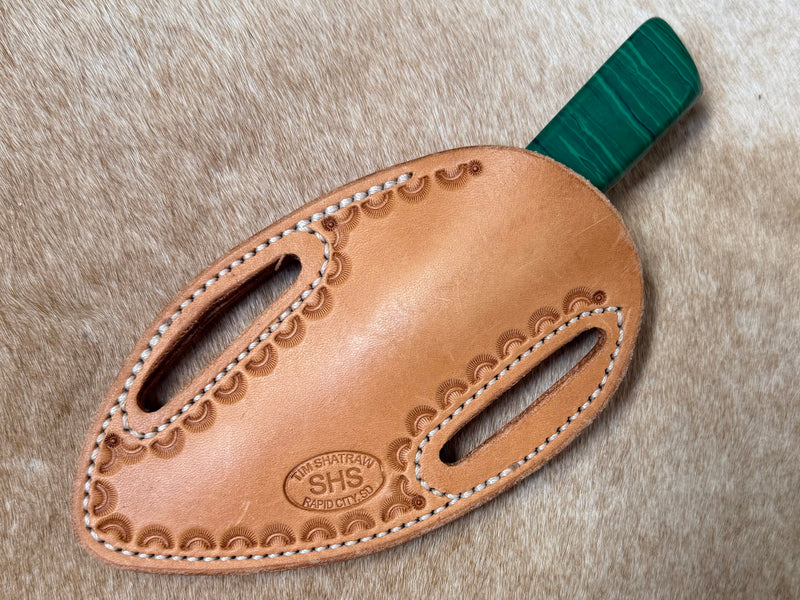 Load image into Gallery viewer, Sacred Heart Green Stone Handle Knife &amp; Border Sheath - Right Draw
