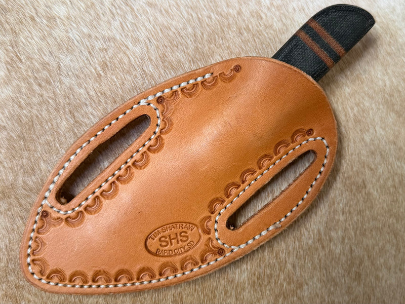 Load image into Gallery viewer, Sacred Heart Black Wooden Handle Knife &amp; Border Sheath - Right Draw
