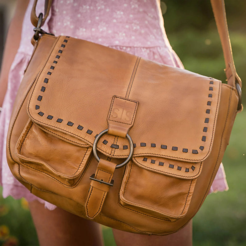 Load image into Gallery viewer, STS Bandera Saddle Hobo Bag- Tan

