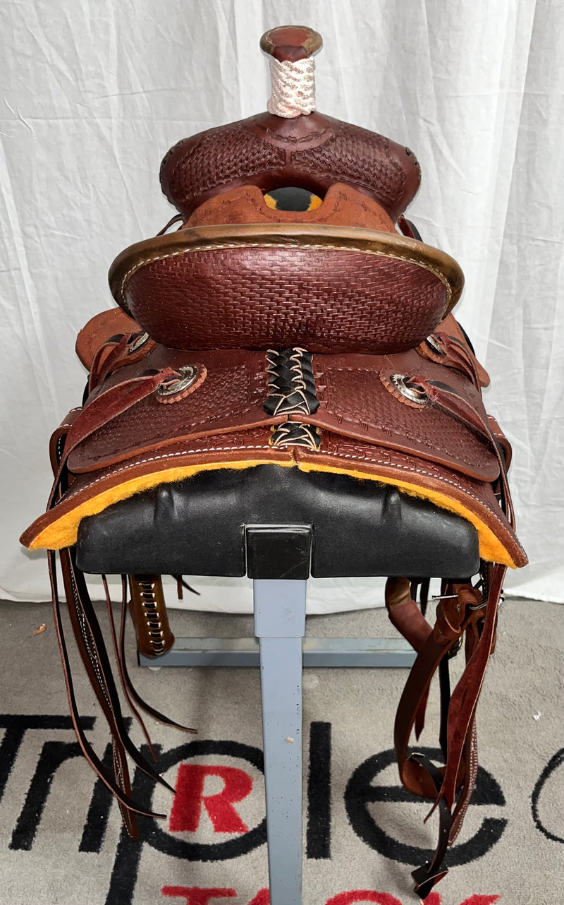 Load image into Gallery viewer, Triple R Kid Modified Association Rancher Saddle 10"
