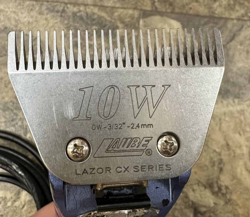 Load image into Gallery viewer, Used/Refurbished Oster Turbo A5 Double Speed Clipper - Blue

