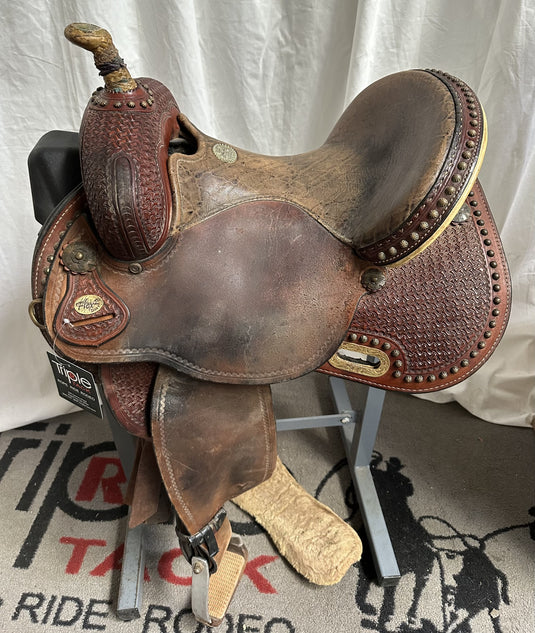 Used Circle Y Lisa Lockhart Flex2 Contender Barrel Saddle 14