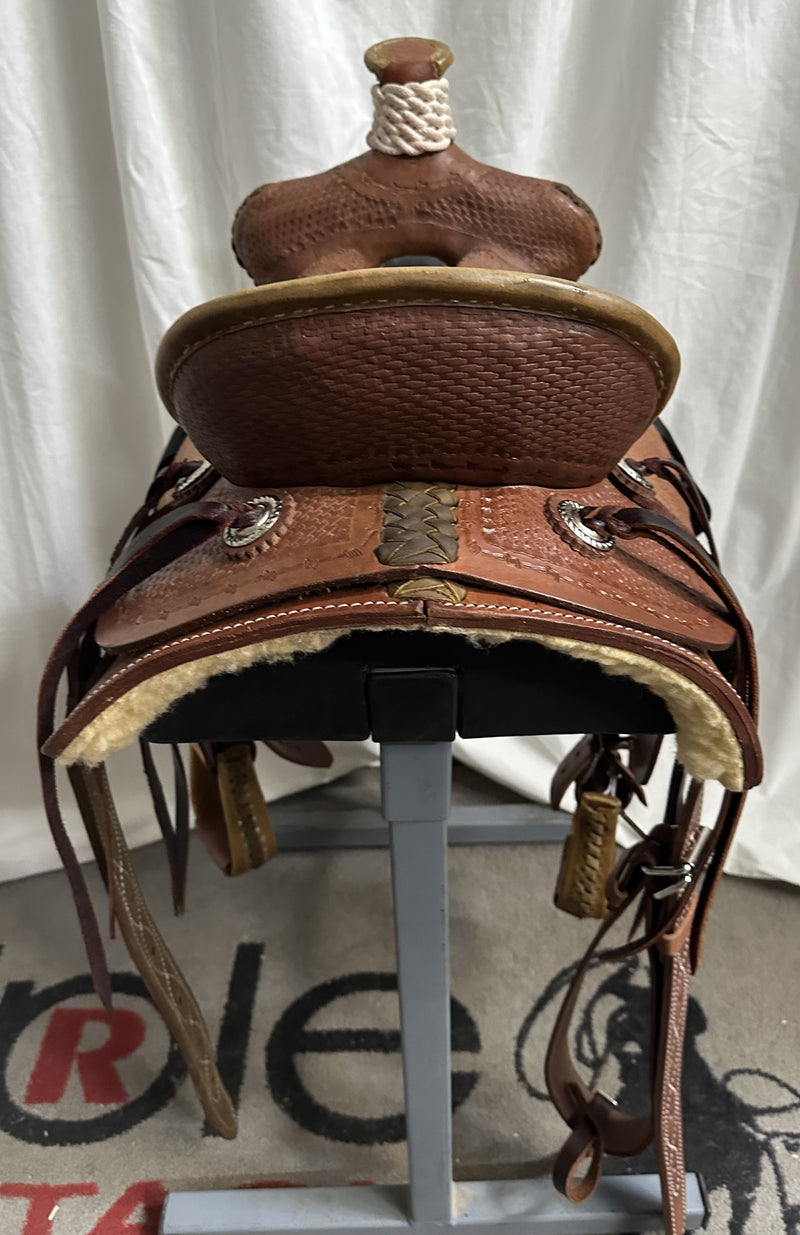 Load image into Gallery viewer, Triple R Kid Modified Association Rancher Saddle 12"
