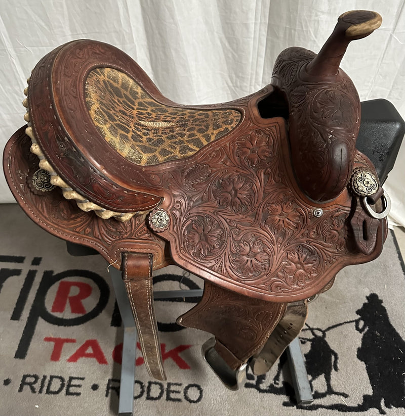 Load image into Gallery viewer, Used Cactus Charmayne Barrel Saddle 14"
