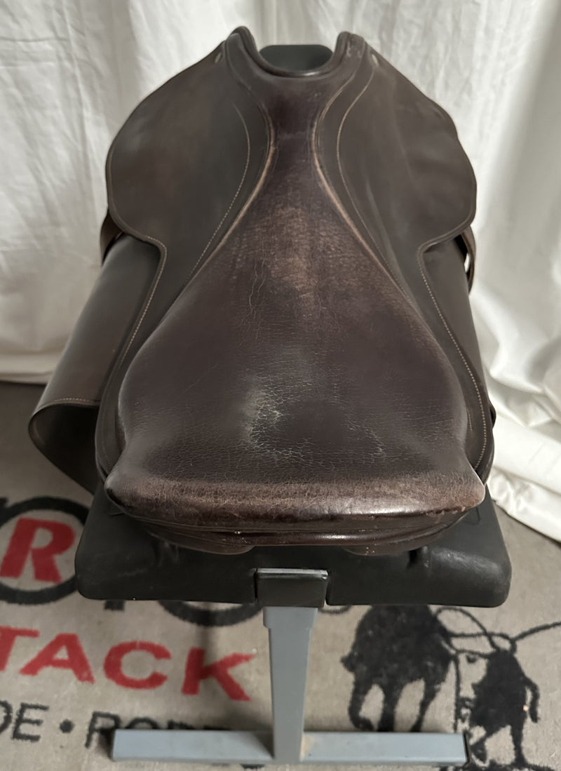 Load image into Gallery viewer, Used Shively Hunt Seat English Saddle 21"
