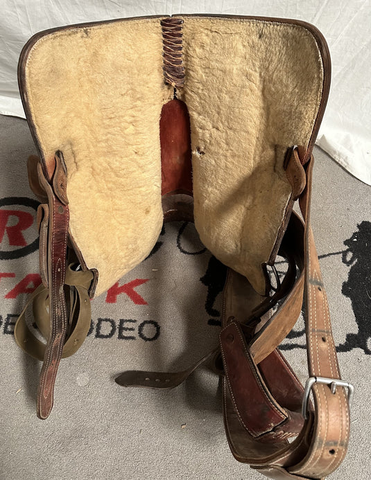 Used Courts Sharon Camarillo All Around Saddle 14"