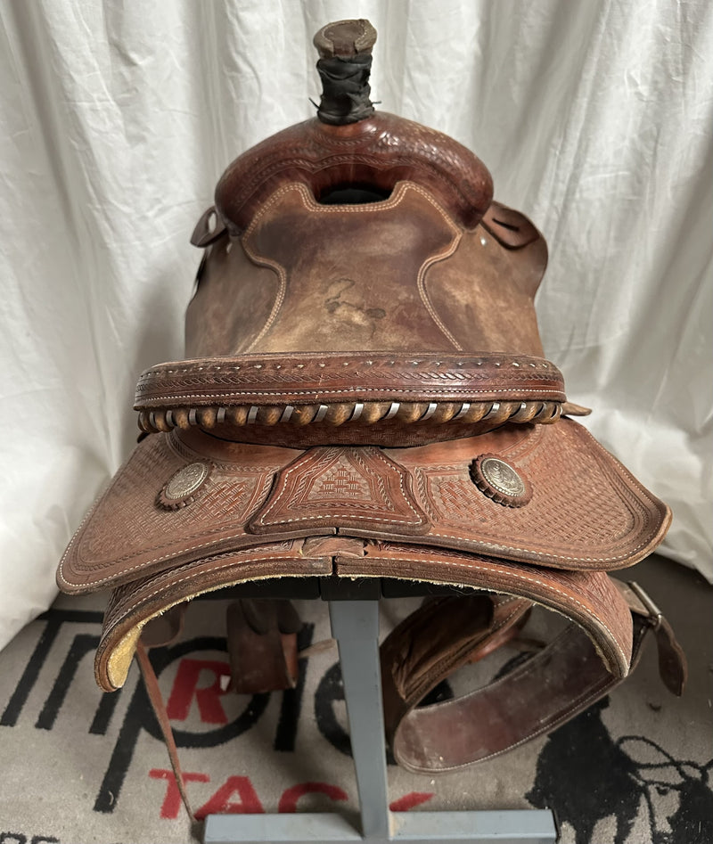 Load image into Gallery viewer, Used J. Stead 1/2 Basket Team Roper Saddle 14"
