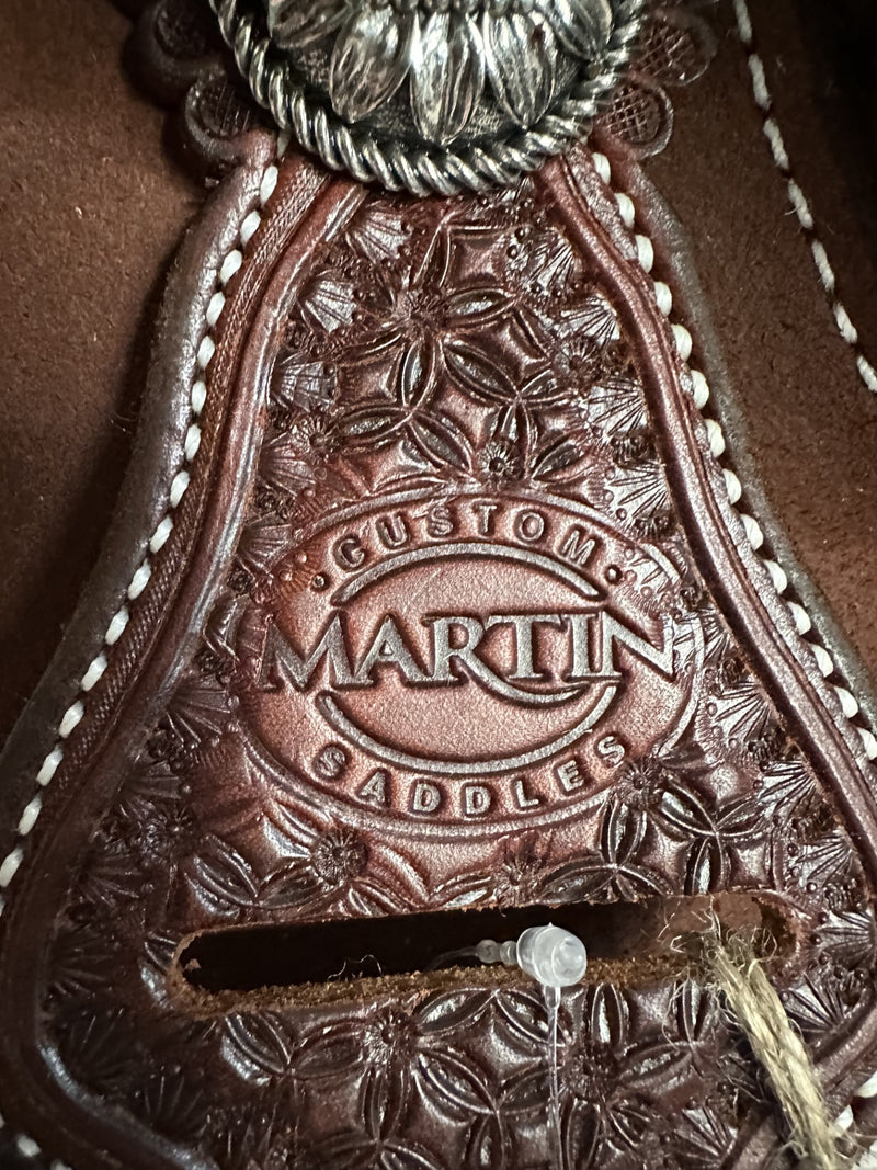 Load image into Gallery viewer, Martin Saddlery Chestnut Cowboy Rancher Saddle 15.5"

