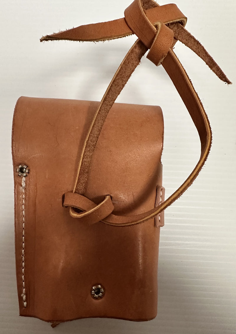 Load image into Gallery viewer, Leather Fencing Plier Case - Half
